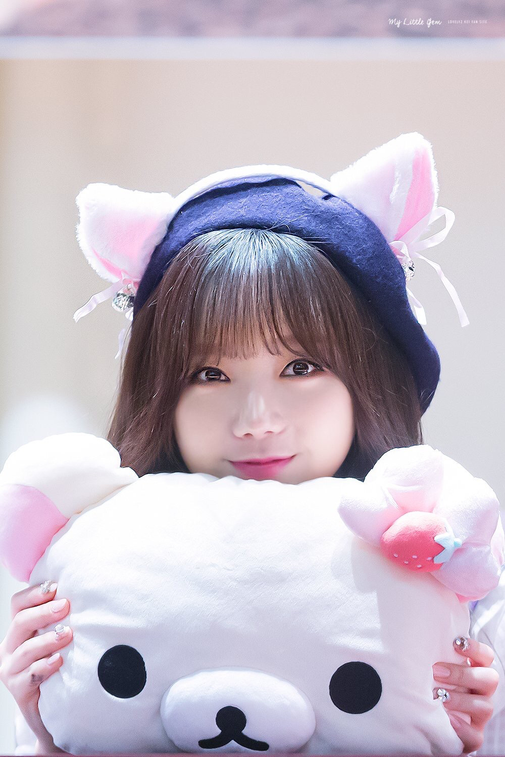 [러블리즈] 졸업하기 위해서는 보고서를 써야해서 케이 | 인스티즈