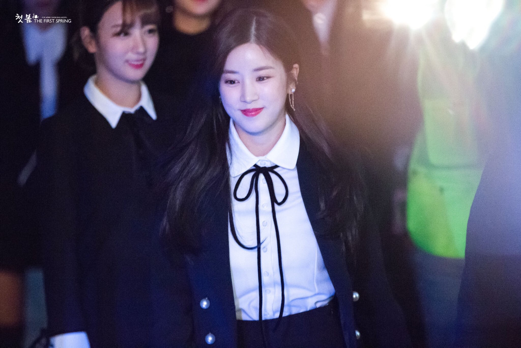 [에이핑크] 엘 클라시코의 완패로 기분이 다운되는 하루라서 박초롱 | 인스티즈