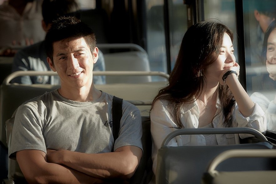 배우 한효주의 대표 영화는? 반창꼬 vs 뷰티인사이드 vs 감시자들 | 인스티즈