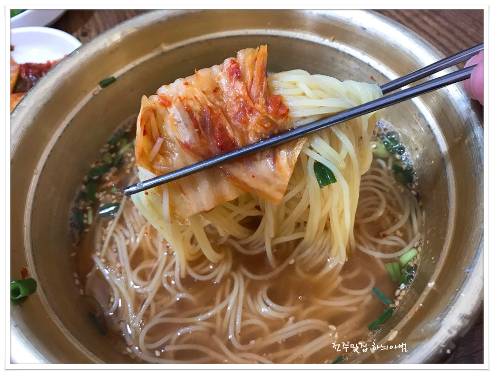 장터국수 이미지