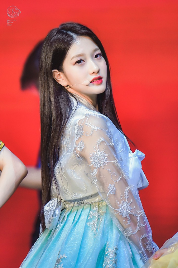 프로미스나인 이서연.gif | 인스티즈