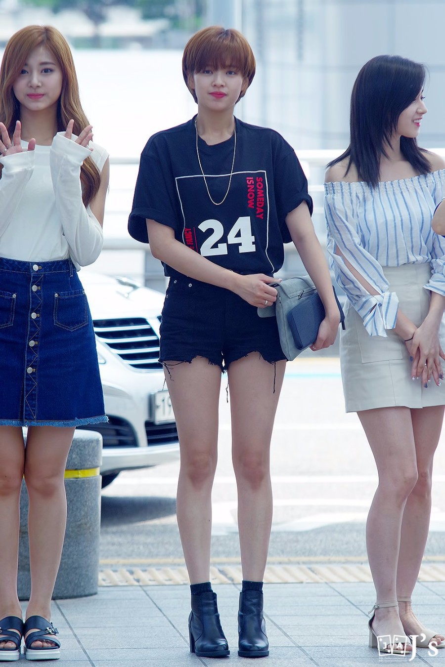 키 2M30CM 설 도는 트와이스 정연.GIF | 인스티즈