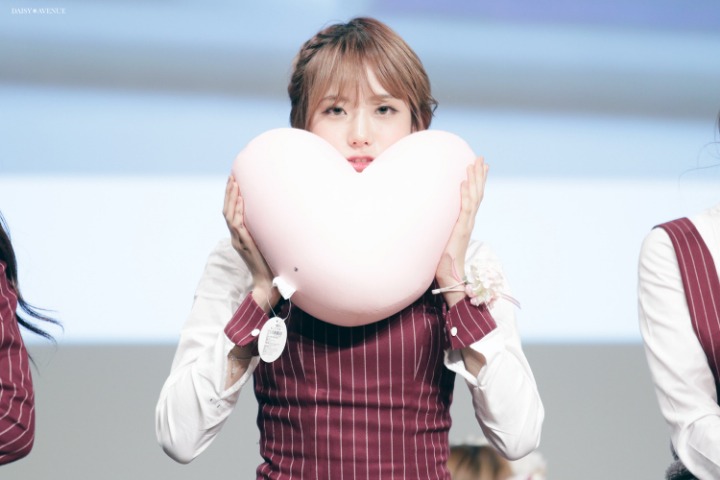우주닭 이미지