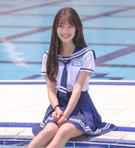 프로미스나인(fromis_9) 백지헌 1년 사이의 변화.jpg | 인스티즈