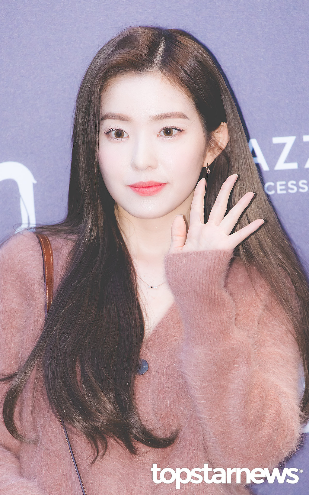 오늘자 헤지스 플래그쉽스토어 행사 레드벨벳 아이린.jpgif | 인스티즈