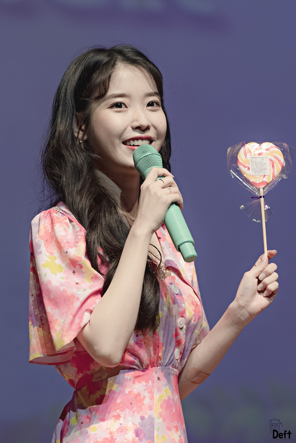 [IUTV] 장만월에게 물어봐! &amp; 이지은에게 물어봐! + 엉망진창 아이유 11주년 파티 + 이지금 콘서트 못가는 지은이 | 인스티즈