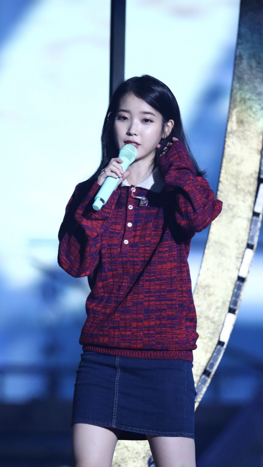181110 아이유 광주 콘서트.jpg | 인스티즈