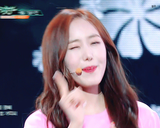 점심시간이라서 여자친구 신비 | 인스티즈