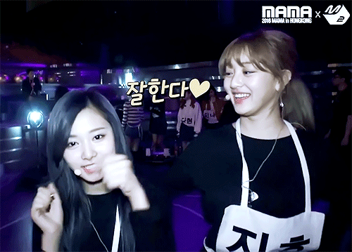 쯔위 키우는 지효.gif | 인스티즈