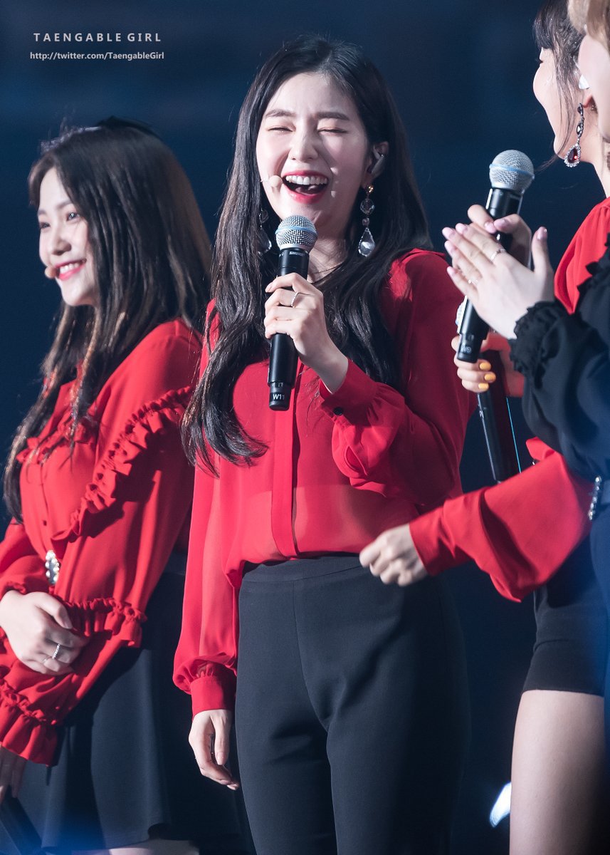 대만에서도 미모 대폭발한 레드벨벳 아이린.jpg | 인스티즈