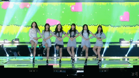 2017 sbs가요대전 여자친구.gif | 인스티즈