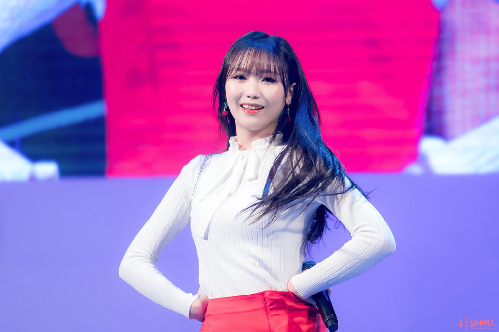 [러블리즈] 일어나서 해톡을 가보니 레알 팬분들이 초상집 분위기라서 수정이 | 인스티즈