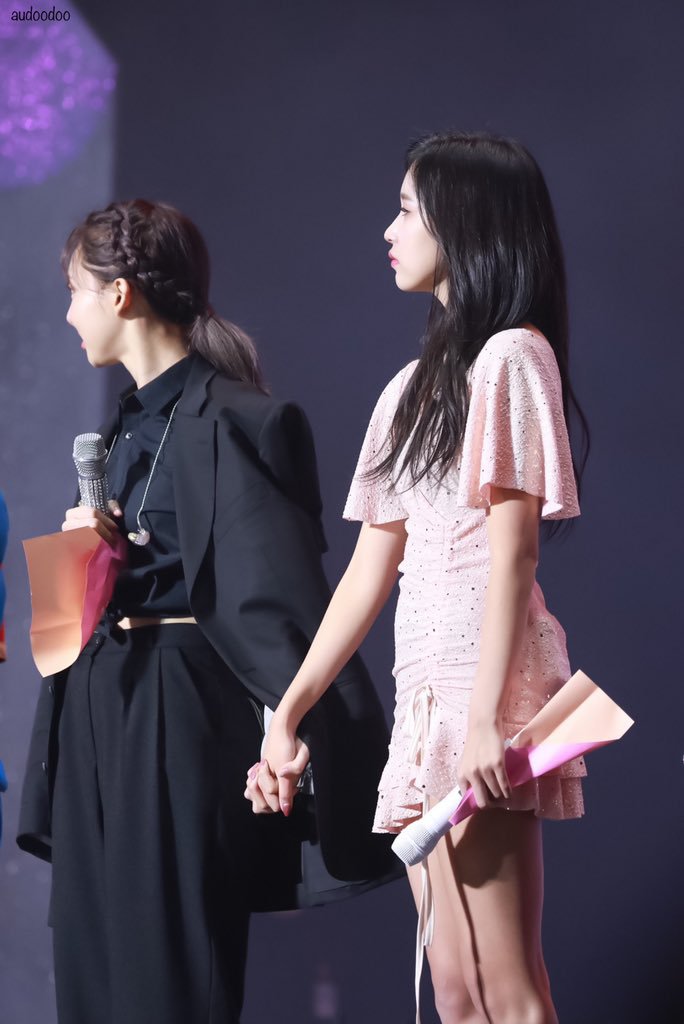 오늘 팬미팅에 모습을 비춘 트와이스 미나의 미모 ㄷㄷㄷ.jpg | 인스티즈