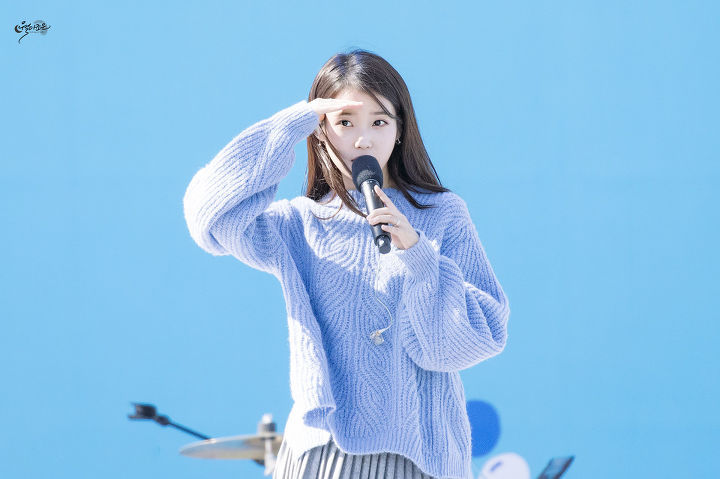 하늘하늘한 아이유.jpgif | 인스티즈