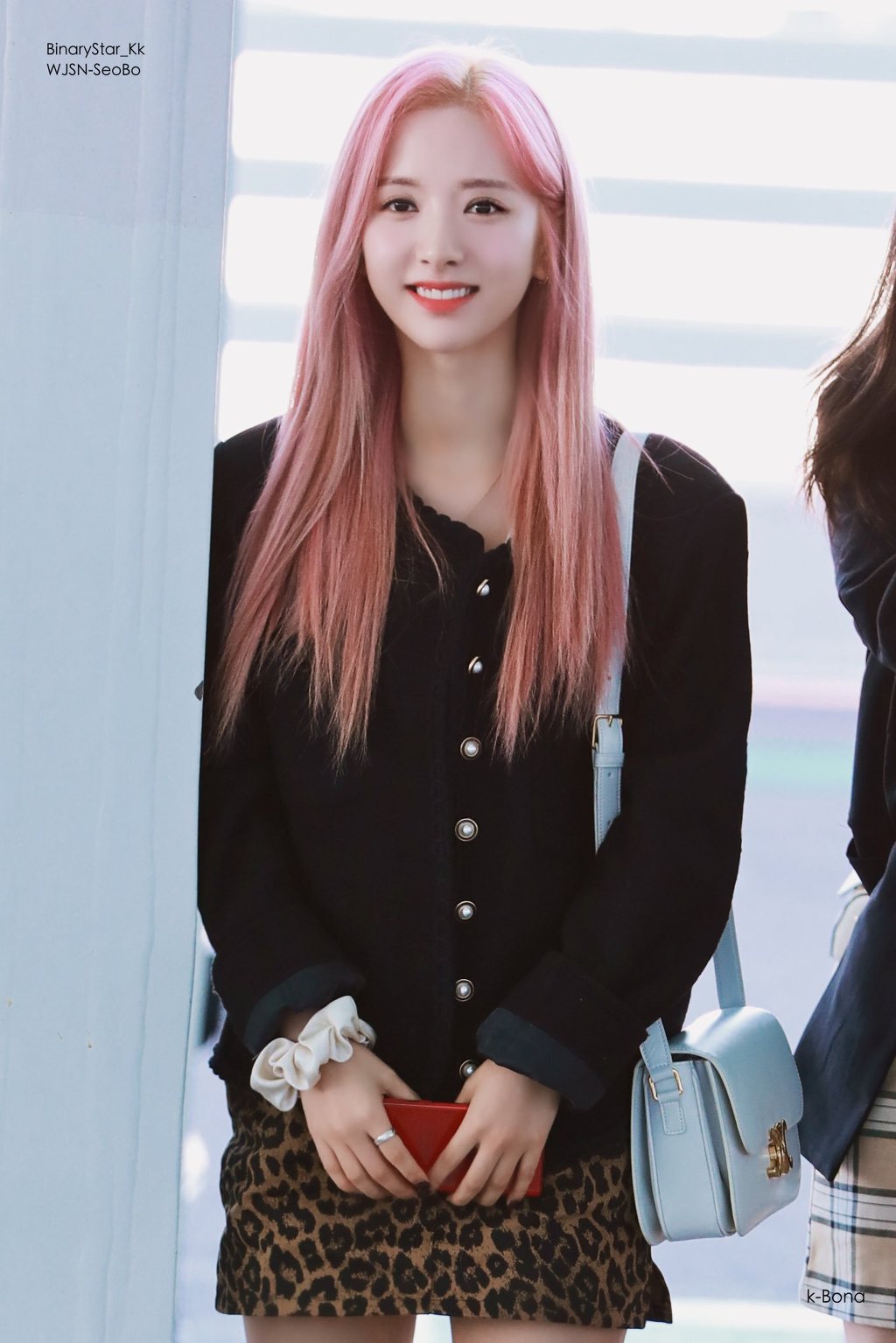 핑크머리도 찰떡같이 어울리는 보나.jpg | 인스티즈