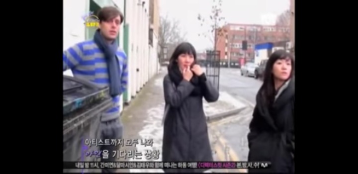 [론치마이라이프] 유아인이 여성코디를 대하는법.jpg | 인스티즈