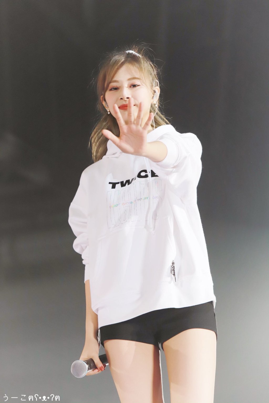 머리묶은 쯔위.jpgif | 인스티즈