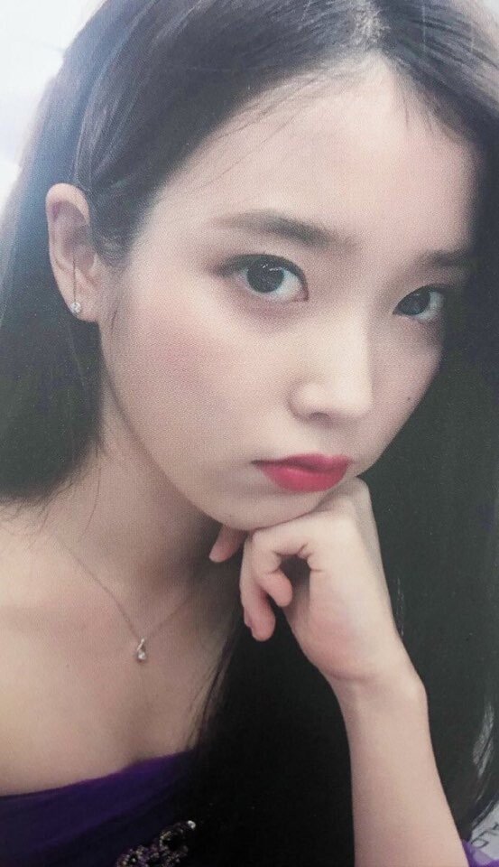 아이유 여친짤 일수도 아닐수도 있는 사진들 .jpg | 인스티즈
