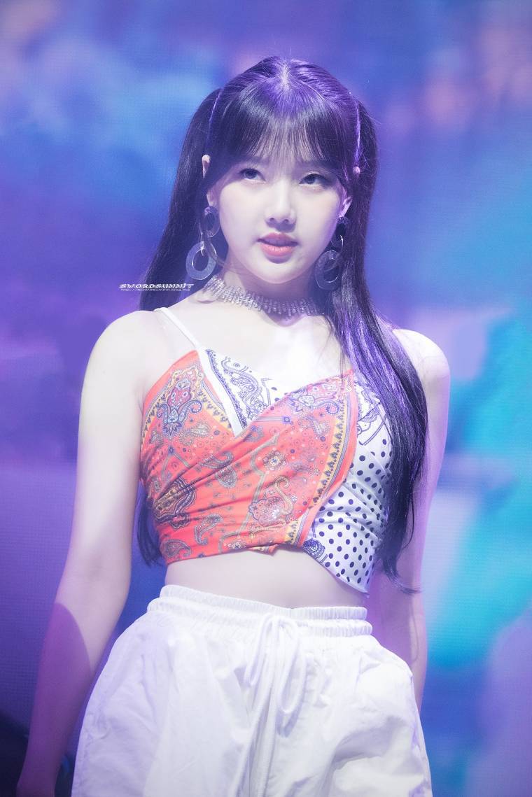2020년 첫 여자친구 예린이.jpgif | 인스티즈