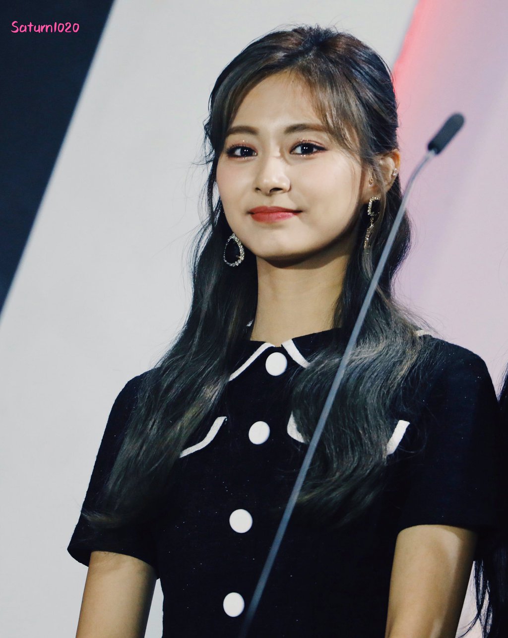 머리묶은 쯔위.jpgif | 인스티즈