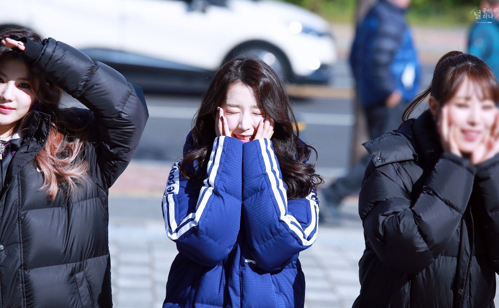 [구구단] 생일파티에 초대한 형이 아웃백에 가자고해서 하나 | 인스티즈