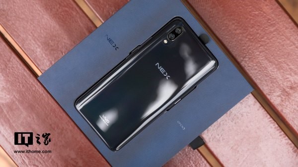 VIVO 91.24% 세계최대화면비의 베젤리스 스마트폰 발표 | 인스티즈